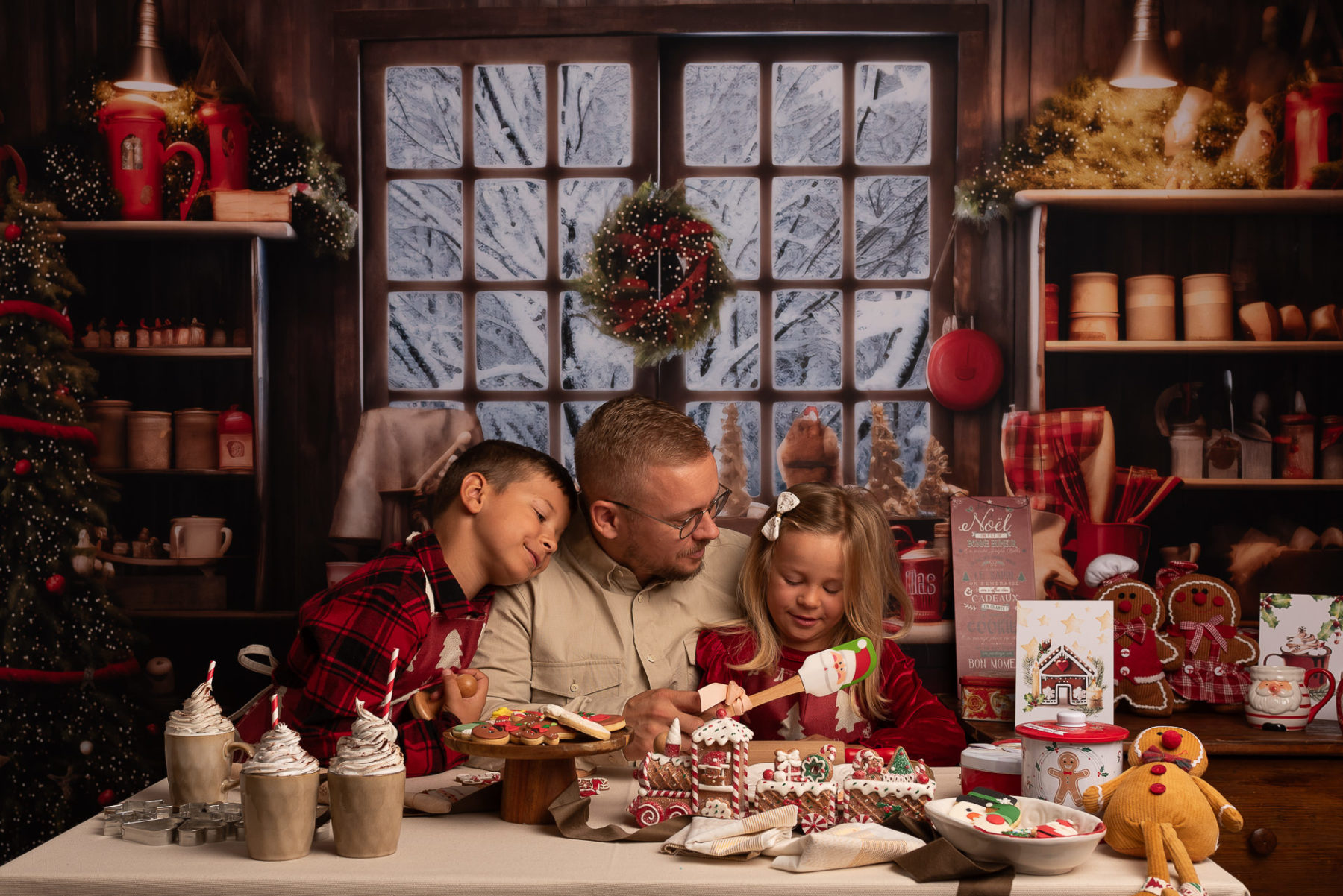 séance photo de noël en famille, enfant, fratrie à Obernai (67210) en Alsace dans le Bas-Rhin